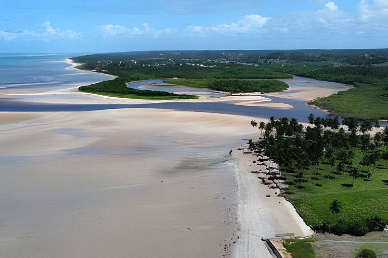 Beira mar porto de pedras rota dos milagres
