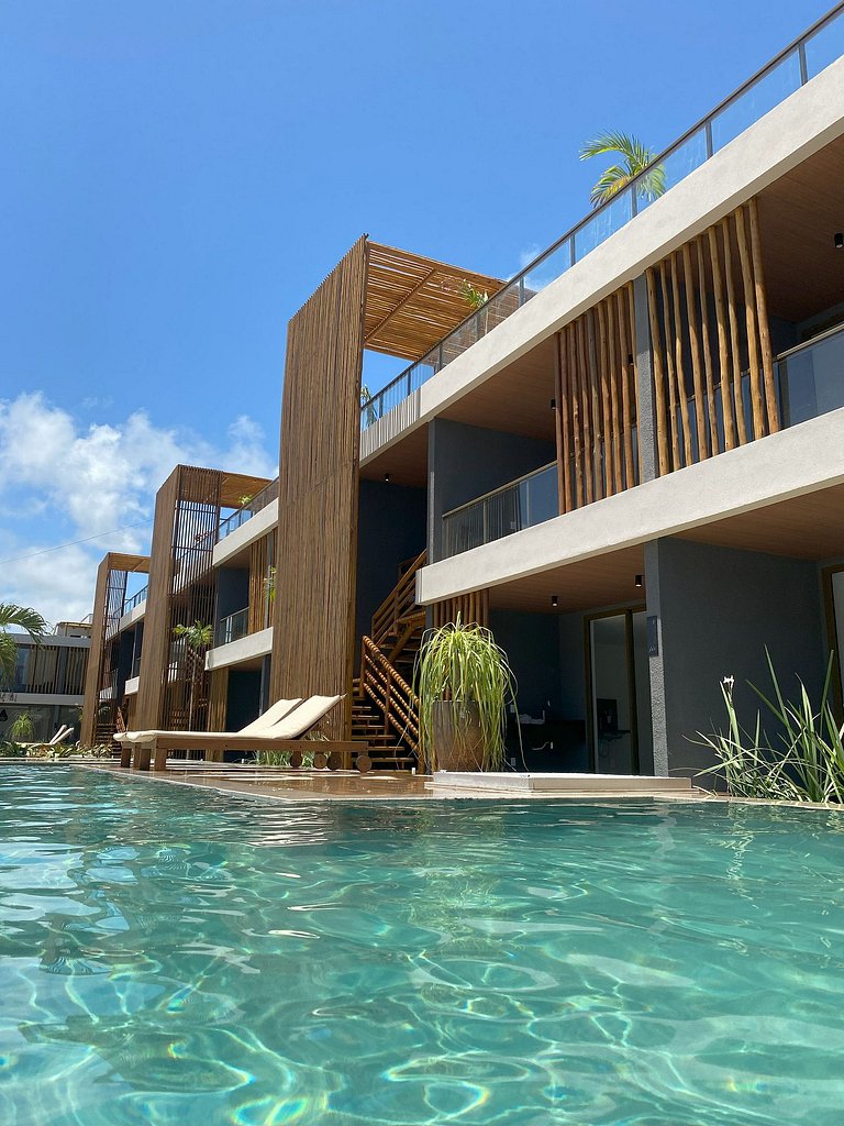 Essence Beira mar Porto de pedras C002