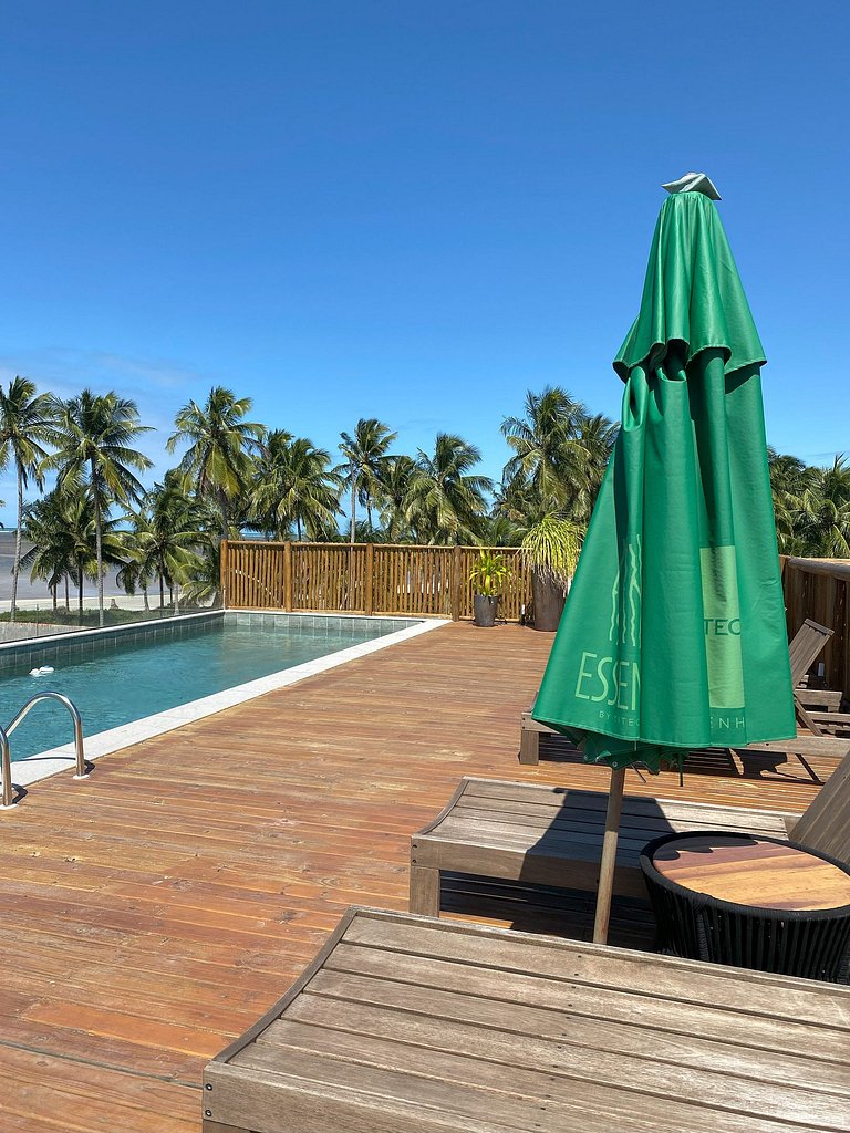 Essence Beira mar Porto de pedras C02 N