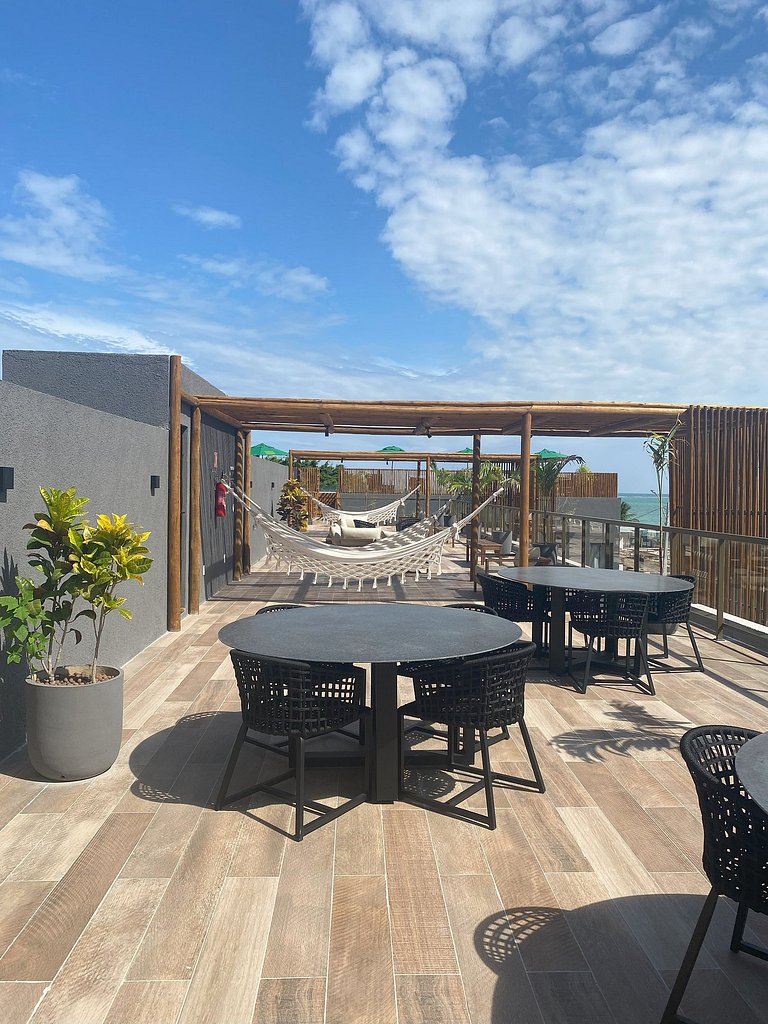 Essence Beira mar Porto de pedras C02 N