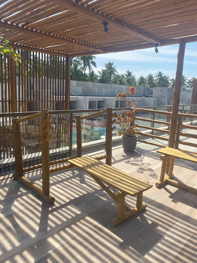 Essence Beira mar Porto de pedras C02 N