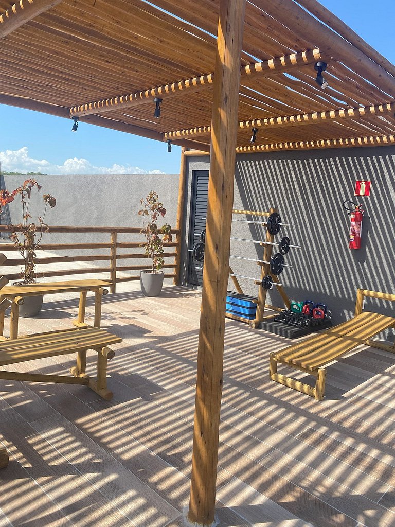 Essence Beira mar Porto de pedras C002