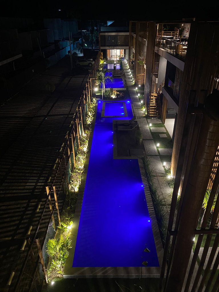 Essence Beira mar Porto de pedras C002