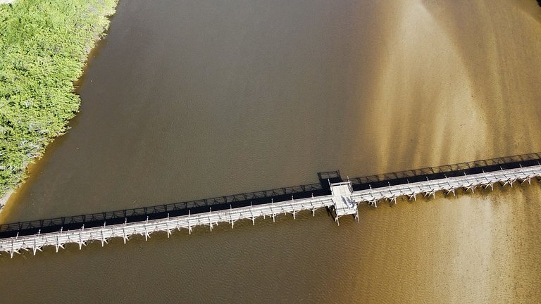 Essence Beira mar Porto de pedras C02 N