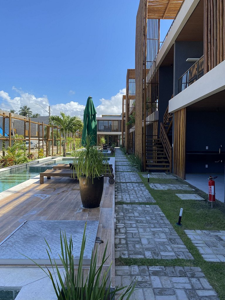 Essence Beira mar Porto de pedras C02 N