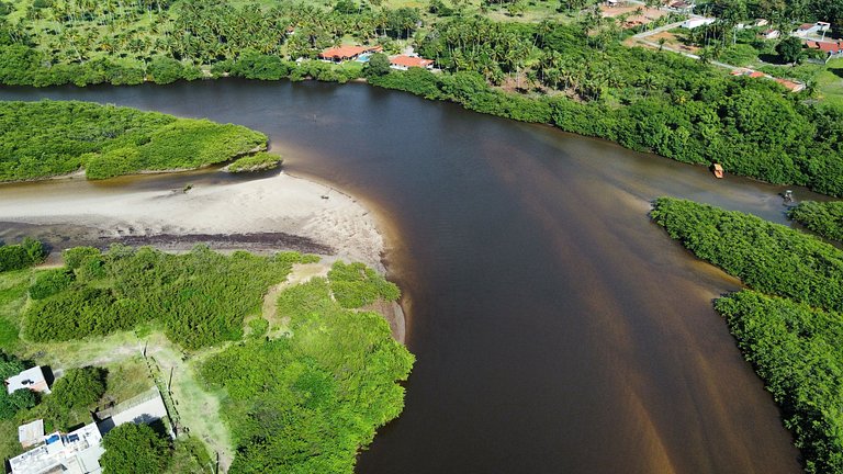 Essence Beira mar Porto de pedras C02 N