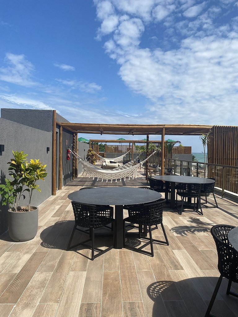 Essence Beira mar Porto de pedras C002