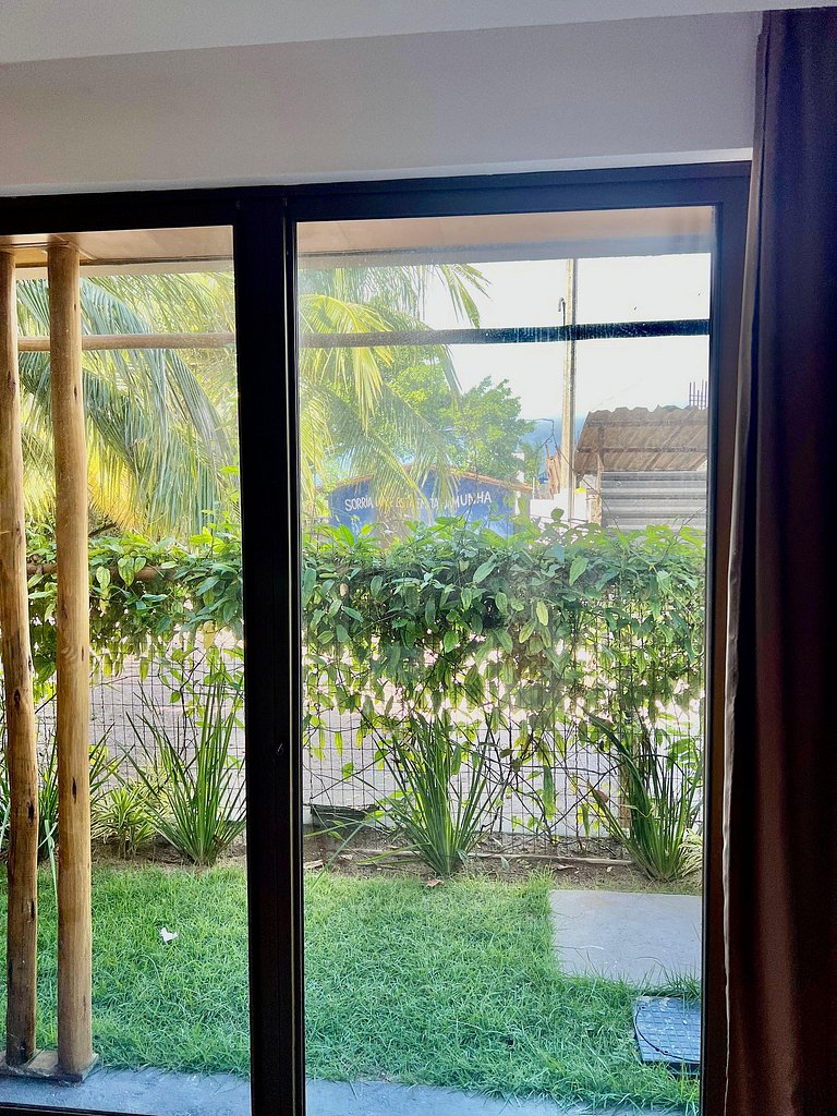 Essence Beira mar Porto de pedras C002