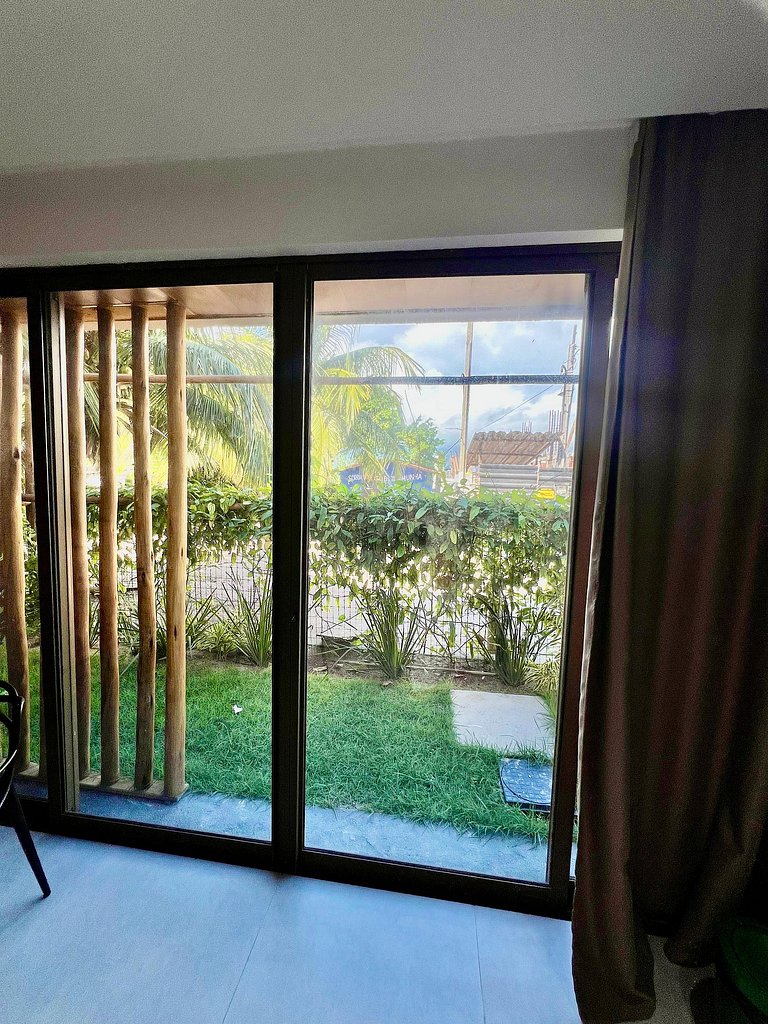 Essence Beira mar Porto de pedras C02 N