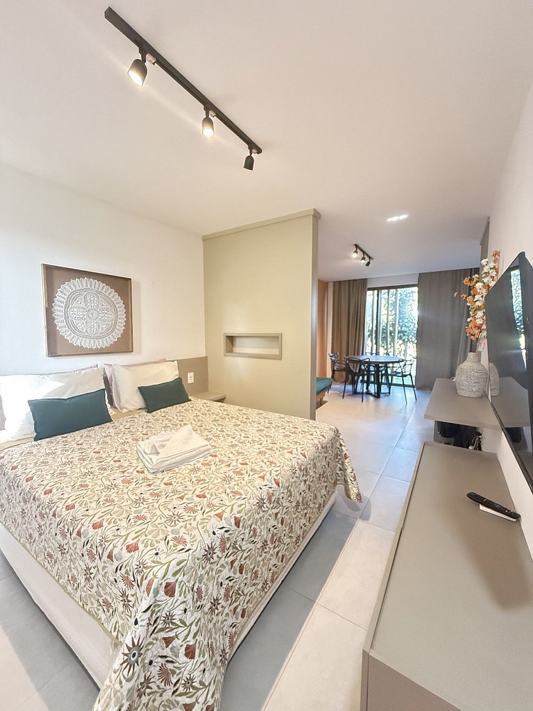 Essence Beira mar Porto de pedras C02 N