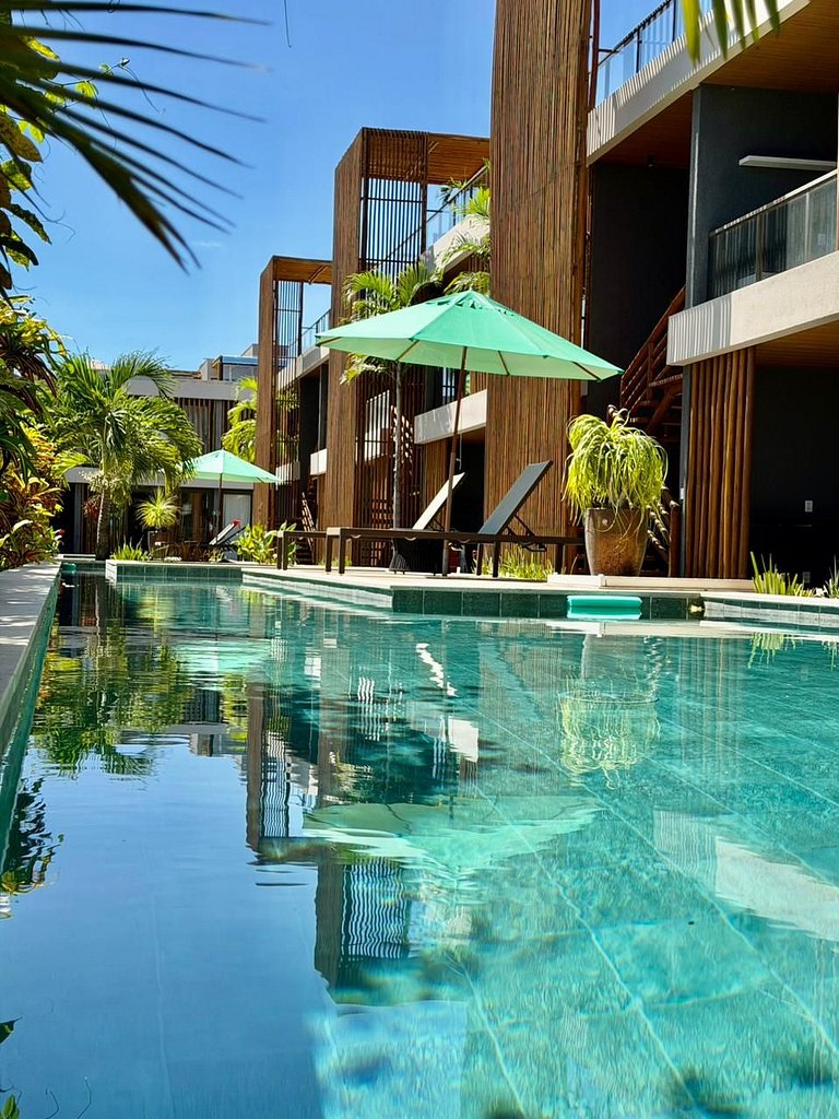 Essence Beira mar - Porto de pedras C102